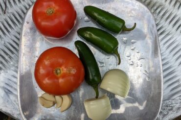 First attempt at (something like a) Salsa Roja