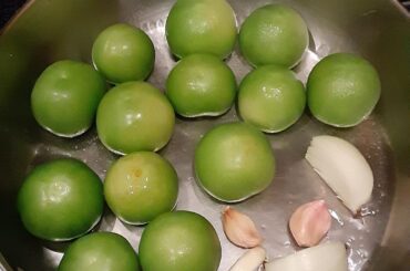 Salsa Making Binge 2/3: Tomatillo, arbol, guahillo with Secret Ingredient