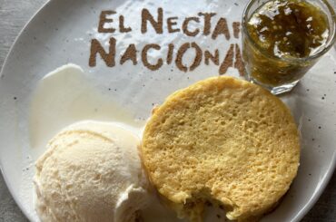 Pan de Elote con Nieve