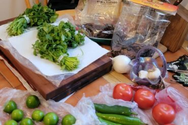 Chile de arbol and roasted salsa verde.