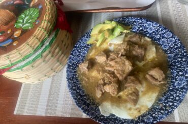 chile verde costillas con huevo