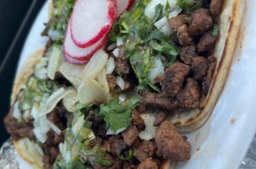 Are taco trucks fast food?