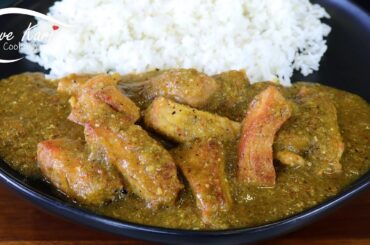 Carne de Puerco en Salsa Verde de Tomatillo Pork in Green Chili