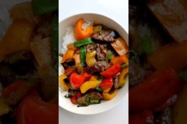 Beef & Bell Pepper Stir Fry (Recipe in Description)