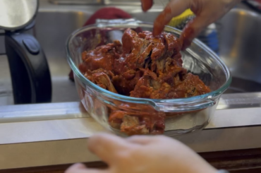 Pierna de puerco. Throw it in a buttered warm torta for that mmmm hmmmm effect.