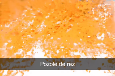 Pozole de rez.  Rojo