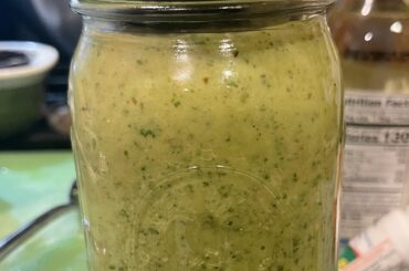 I don’t make creamy verde very often since too much avocado doesn’t sit too well, but dang is it always tasty!