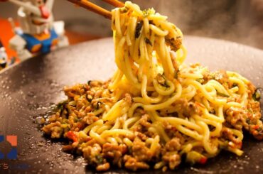 15 Minute Chili Garlic Noodles Recipe | Japanese Style | ASMR Cooking