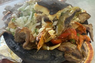 molcajete mar y tierra