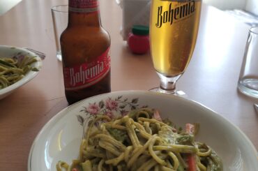 Spaghetti en crema de Chile Poblano