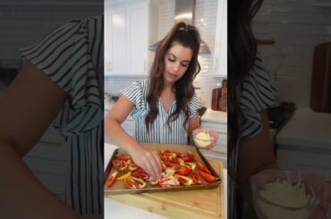 MINI PEPPER PIZZA POPPERS! #easysnack #healthysnacks #backtoschool