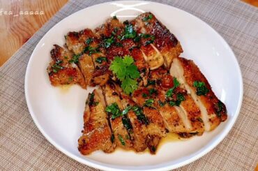 best way to cook chicken thighs!,frying pan garlic pepper chicken thigh[Black pepper chicken recipe]