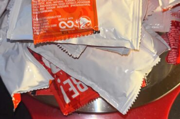 how can they afford to constantly give out this much sauce?