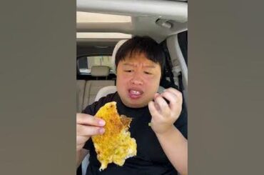 Taco Bell's New Birria Dipping Taco Is Amazing #shorts