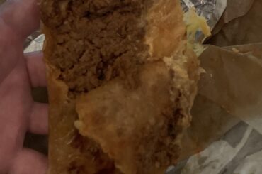 Got my new $4 shredded beef grilled dipping taco!!!