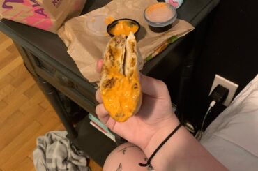 the only way to eat a crunch wrap