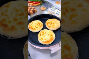 Chinese Burger red chili green chili