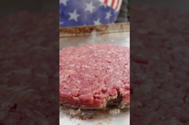 Mc Donald's McDouble Chili Cheese | Die Grillshow #foodporn #bbq #outdoorcooking