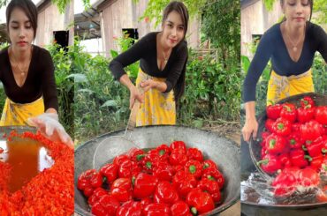 Red bell pepper boiled with egg cook recipe and eat