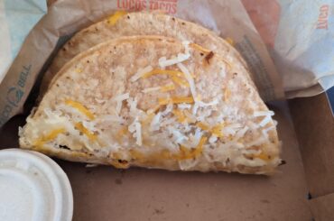 Is this what everyone's grilled cheese dipping tacos look like?