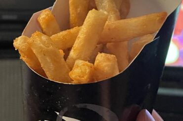TB: “Fuck you!” *unnachos your fries*