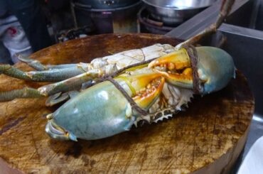Singapore Fresh Pepper Crab | Gu Ma Jia Private Kitchen