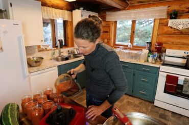 BIG Canning Day - Green Tomato Salsa, Chilli Sauce, Pizza Sauce | Green Tomato Bread