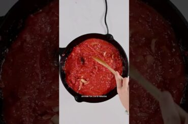 Shakshuka - PCOS-Friendly Recipe #shorts #pcos