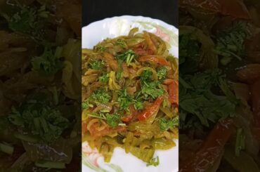 Pyaaz Shimla Mirch Ki Recipe | #shorts #farhakirasoi