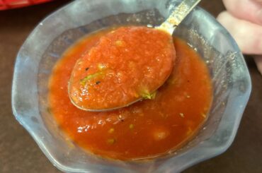 Los burritos tapatios IL, legendary salsa