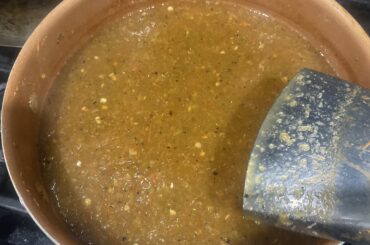 Called it the “culo wango” salsa.