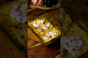 Yogurt Chicken with Chili #yogurtrecipes #ovenchicken #chilichicken #recipeshorts #yogurtchicken