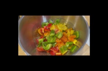 Polish Kielbasa Peppers and Garlic Potatoes #shorts #honeyimahomechef #kielbasa #herbs