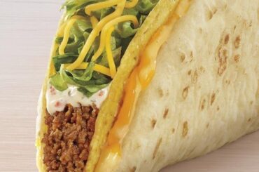 Cheesy Gordita Crunch Vs. Beefy Melt Crunch