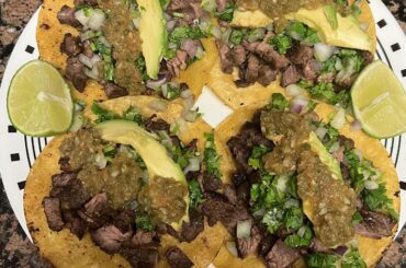 Tacos de carne asada (Homemade)