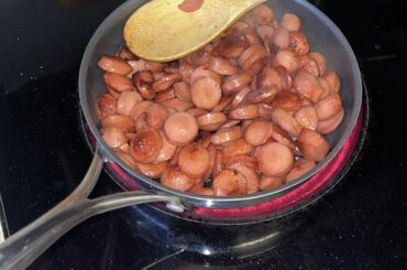 Huevos con weenie
