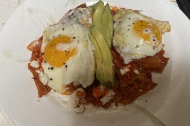 chilaquiles con huevos