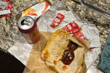 chicken chipotle ranch. gas.