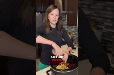 Crockpot Chicken Enchilada Soup #recipe #crockpot #soup