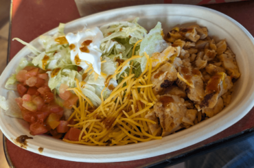 Does this Chicken Power Bowl w/ Extra Chicken look short on toppings to anyone or am I overthinking it? (it purposely doesn't have guac on it)