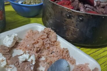 Carnita asada (abajo de esa carne hay de puerco)