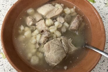 Un pozolito Blanco.