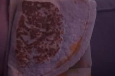 Okay what's the consensus? How do you eat this thing? Narrow to wide? Wide to narrow, corn on the cob style? Side to side? Something else I've not considered?