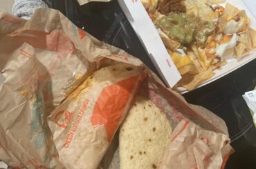 Shout out to my Taco Bell workers I love y’all
