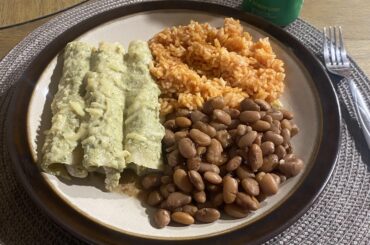 Enchiladas verdes