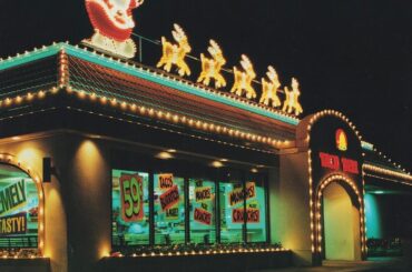 Taco Bell, circa 1996 Sound & Lighting Specialists photo.