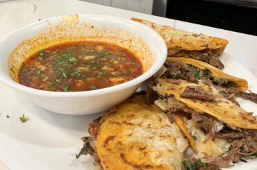 Quesabirria tacos