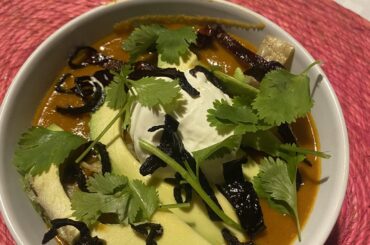Sopa Azteca y enfrijoladas :)