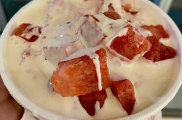 White guy trying Fresas con Crema for the first time, how did I do?