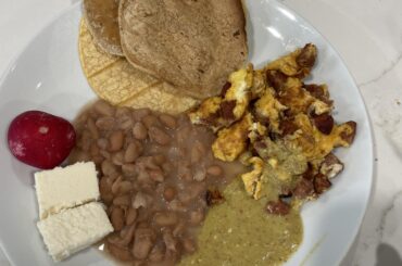 Quick 10 minute breakfast.